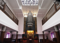 827851 Interieur van het gebouw van de Stichting Zending en Opwekking ( Het Broodhuis , voormalige synagoge van de ...